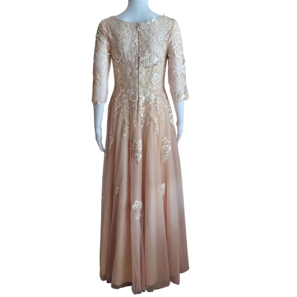 NWT JJs HOUSE A-line V-Neck Floor-Length Lace Tulle Dress With Sequins Size 4 - Picture 4 of 6